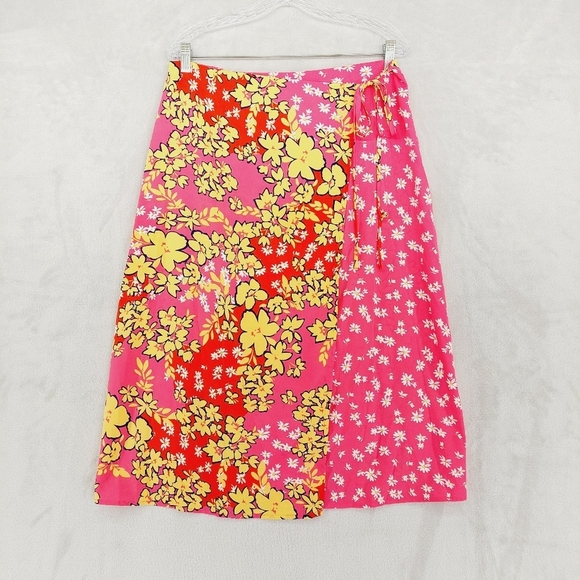 Vibrant Floral Wrap Midi Skirt - Picture 2 of 12